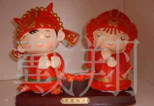 天长地久 婚庆树脂工艺娃娃中的永恒诗意